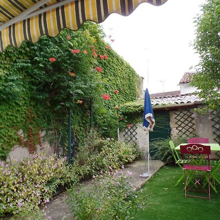 Gite Chez Cyrano Бержерак Екстериор снимка