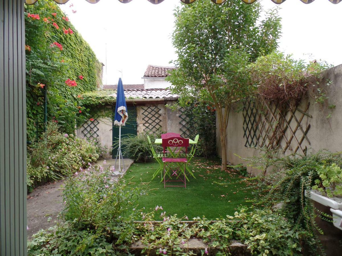 Gite Chez Cyrano Бержерак Екстериор снимка